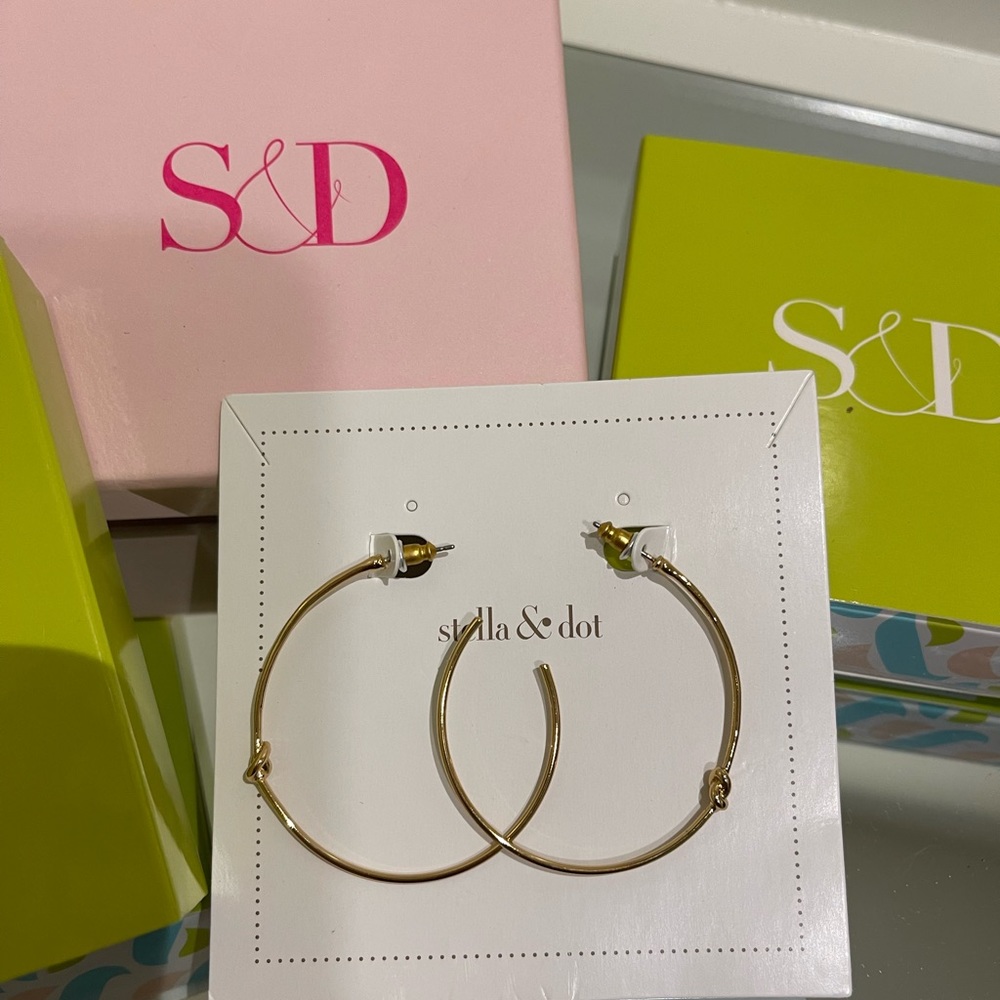 Knot Hoops - Picture 2 of 2